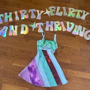 13 Going on 30 dress & decor